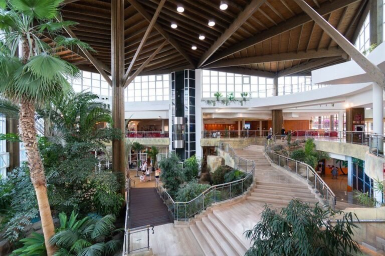 Hotel Flamingo Oasis
