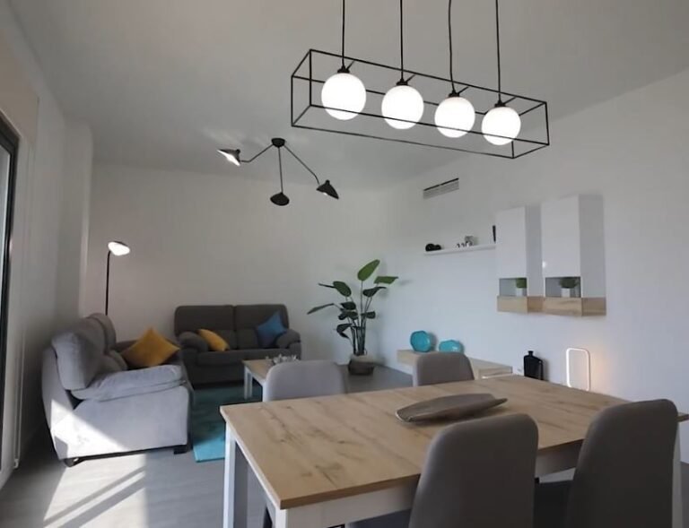 Torrent Homes